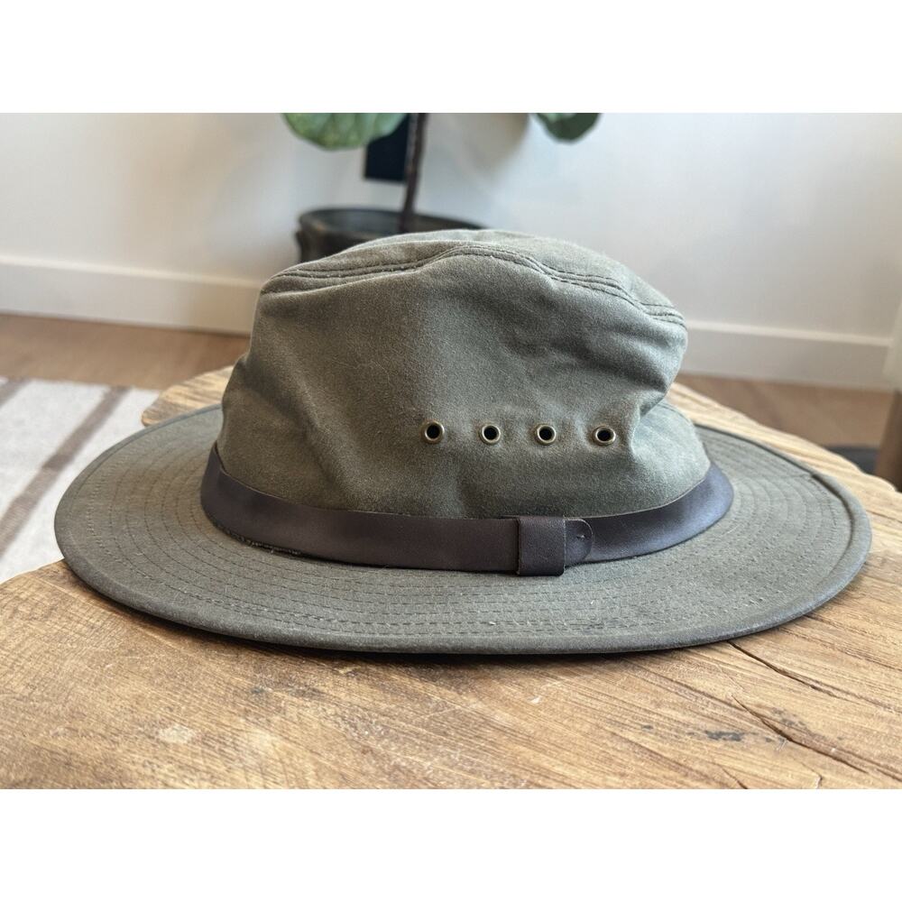Filson Tin Cloth Packer Hat Army Green Medium Leather Strap Waxed USA